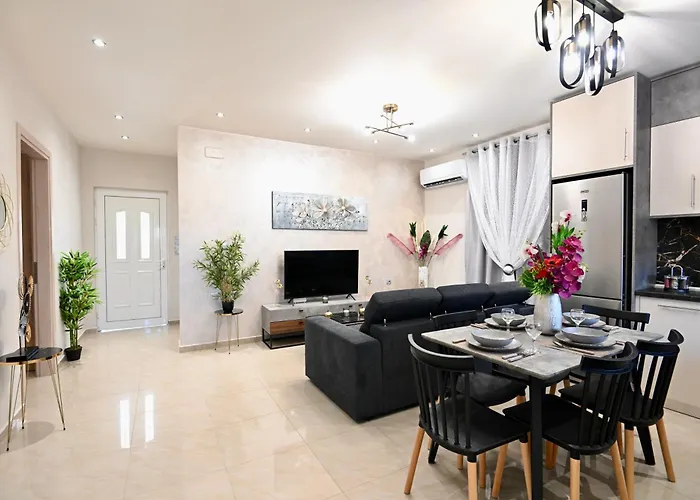 Harmony Garden House